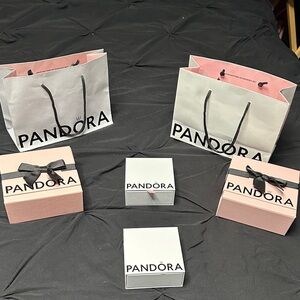 Pandora Pink and White Gift Set